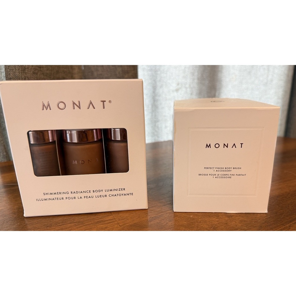 Monat Shimmering Radiance Body Luminizer & Perfect Finish Body Brush Illuminizer